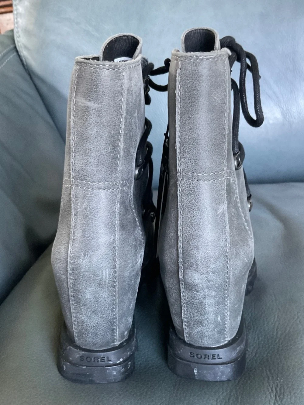 New SOREL Joan of Arctic III Waterproof Lace-Up Wedge Boot US 6.5 Lug Sole